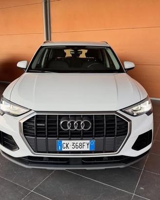 Audi Q3 35 TDI S tronic