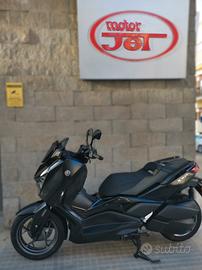 Yamaha X-Max 300 TECH MAX