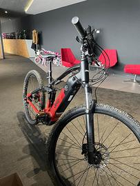 Mountain bike elettrica Jeep