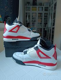 Ajr Jordan Red Cement colore bianco, rosso e nero 