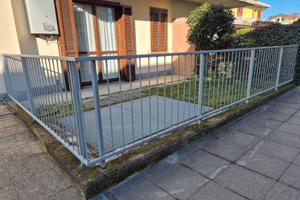 Bilocale, con doppio giardino