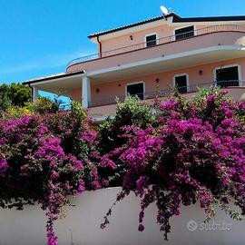 Villa orizzonte - 15 posti letto di lusso