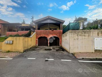 MULTILOCALE A MONTESCUDO - MONTECOLOMBO