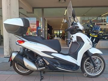 Piaggio Beverly 300 HPE