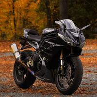 Triumph Daytona 675 meglio della R