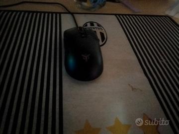 mouse e tastiera da gaming