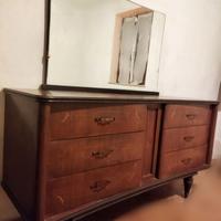 Comò vintage anni 50 con specchio