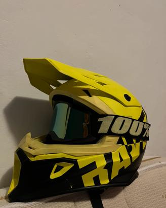 Casco cross raven