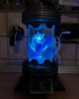 Mewtwo action figure lampada