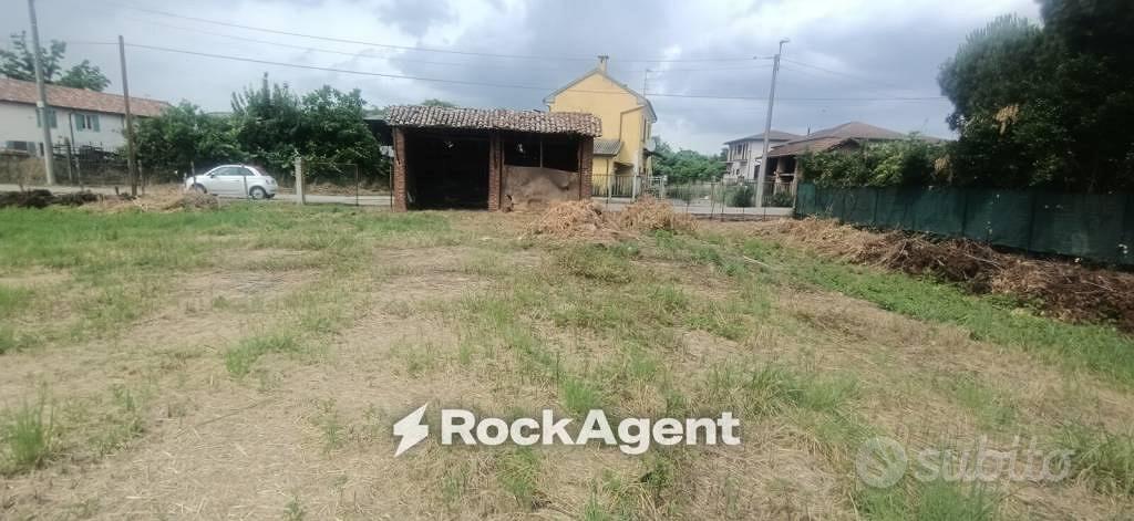 Terreno di 2582 m² a Valle Lomellina - Vista 2