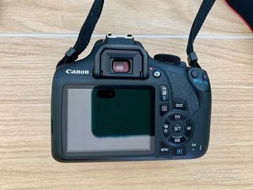 Canon EOS 1300 D Wi-Fi + obiettivo  EF-S 18-55mm