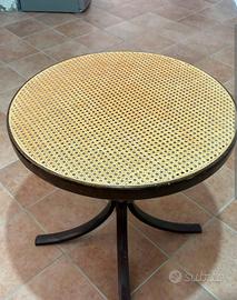 TAVOLINO IN LEGNO E PLASTICA