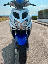 Aerox R 50