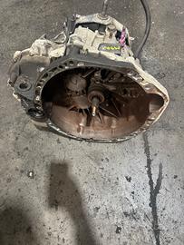 Cambio manuale 6 marce Renault trafic 2.0 dci m9r