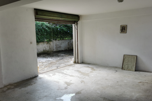 Ampio garage a Manziana