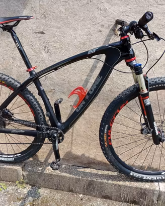 MOUNTAINBIKE 29