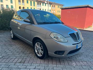 Lancia Y 2009 1.2benz Platinum