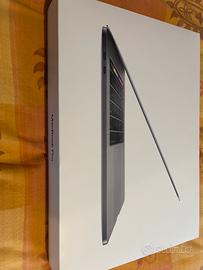 MacBook Pro 15 fine 2018 i9 4.8GHz 32GB 2TB USA