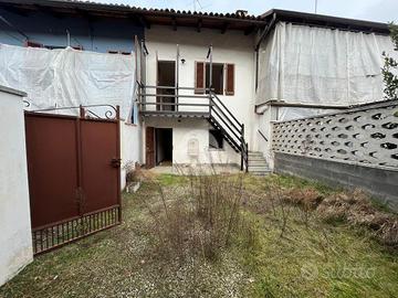 CASA SEMINDIPENDENTE A VILLAFRANCA PIEMONTE