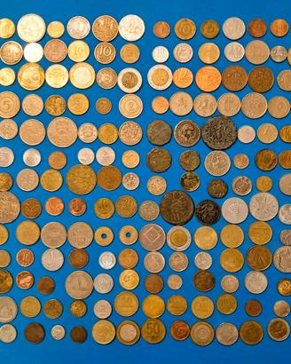 Ampia collezione di 260 monete Mondo tutte diverse