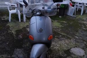 vespa et2 50 