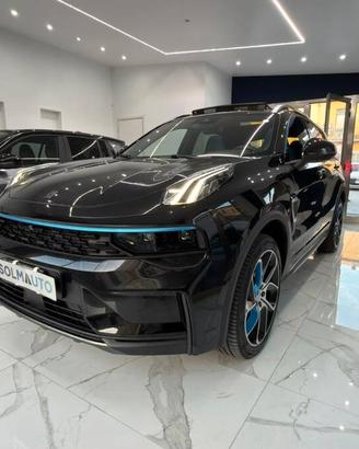 Lynk and Co 01 LYNK & CO 1.5 td phev auto
