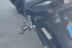 suzuki gsr 600
