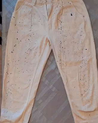 Jeans OVS bianchi con stampe di macchie di colore