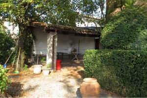 Villa di 460 m² con più di 5 locali e box auto a Q