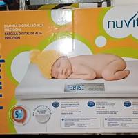 Nuvita 1300 Primi Pesi Bilancia Digitale Pesa Neon