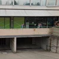 Posto auto/moto coperto 20 mq