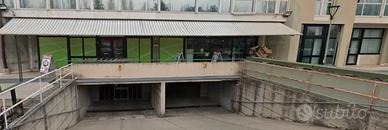 Posto auto/moto coperto 20 mq