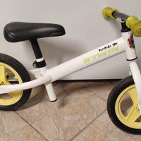 Bici B-Twin Balance senza pedali