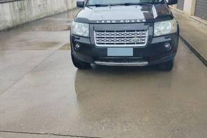 Land Rover colore nero