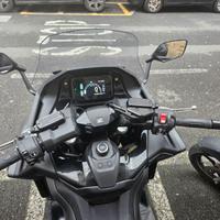 nuovissimo scooter Honda forza 750 2025