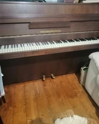 pianoforte verticale HFFMANN & KÙHNE. DRESDEN