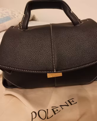 Borsa nera di pelle martellata