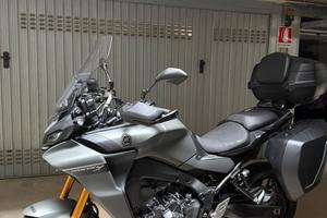 Yamaha tracer 900