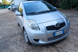 Toyota Yaris 1.0 12V VVT-i 5 porte