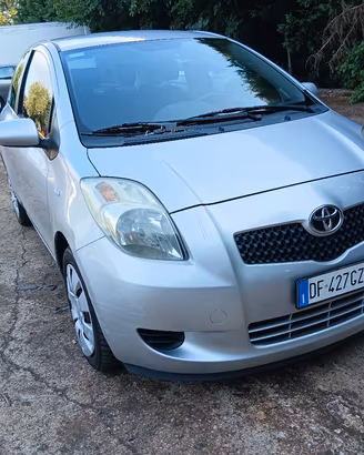 Toyota Yaris 1.0 12V VVT-i 5 porte