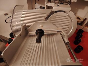 Affettatrice FAC F 300 CL