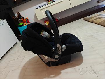 ovetto seggiolino  auto  peg Perego primo viaggio 