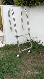 piscina scaletta