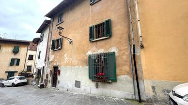 CASA SEMINDIPENDENTE A SAN MINIATO