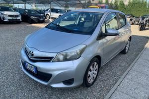 TOYOTA Yaris 1.0 5 porte Active