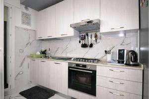 Appartamento all'ultimo piano, ristrutturato con t