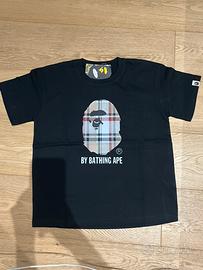 Maglia bape x Burberry
