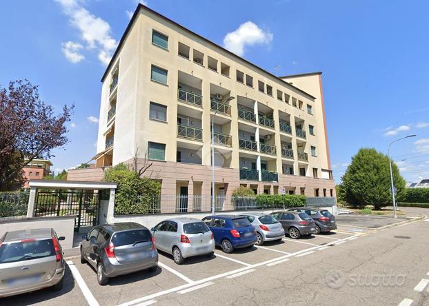 3 LOCALI A RHO