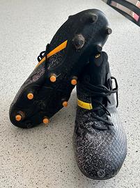 Spettacolari scarpe calcio a 11