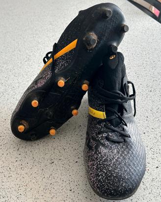 Spettacolari scarpe calcio a 11